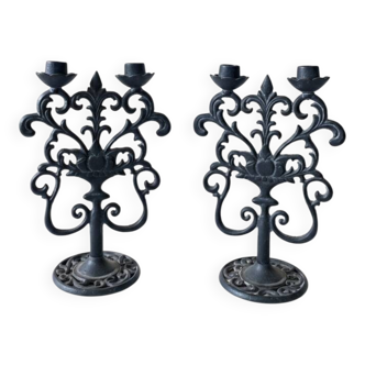 Bougeoirs en fonte de fer noir  Début du XXe siècle Néo-Rococo