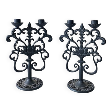 Bougeoirs en fonte de fer noir  Début du XXe siècle Néo-Rococo