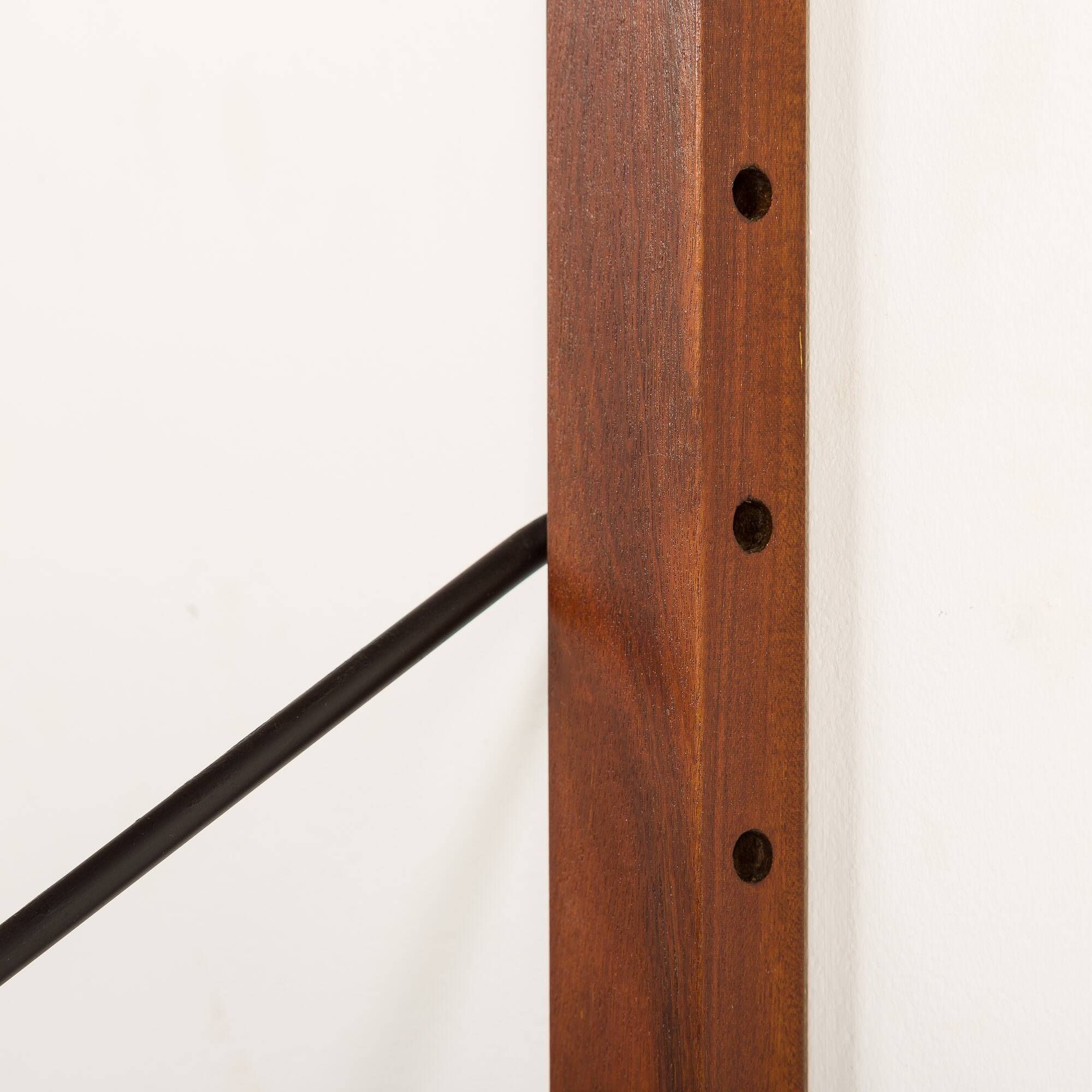 Poul Cadovius shelving unit with a desk in walnut for Cado, 1960s