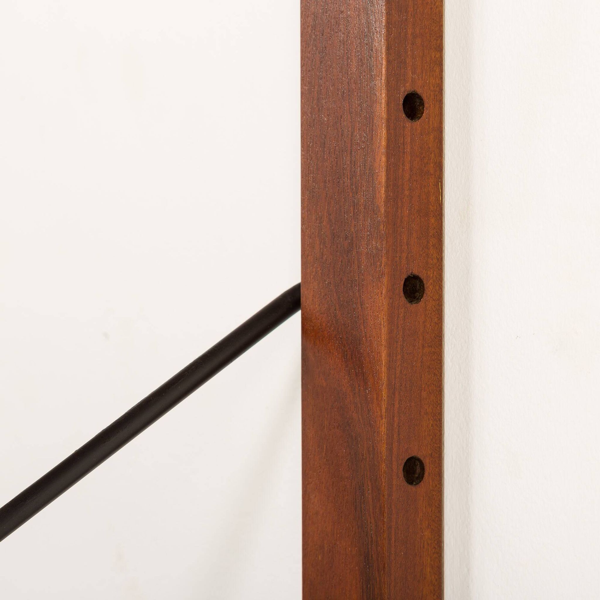 Poul Cadovius shelving unit with a desk in walnut for Cado, 1960s
