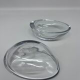 2 empty crystal pockets