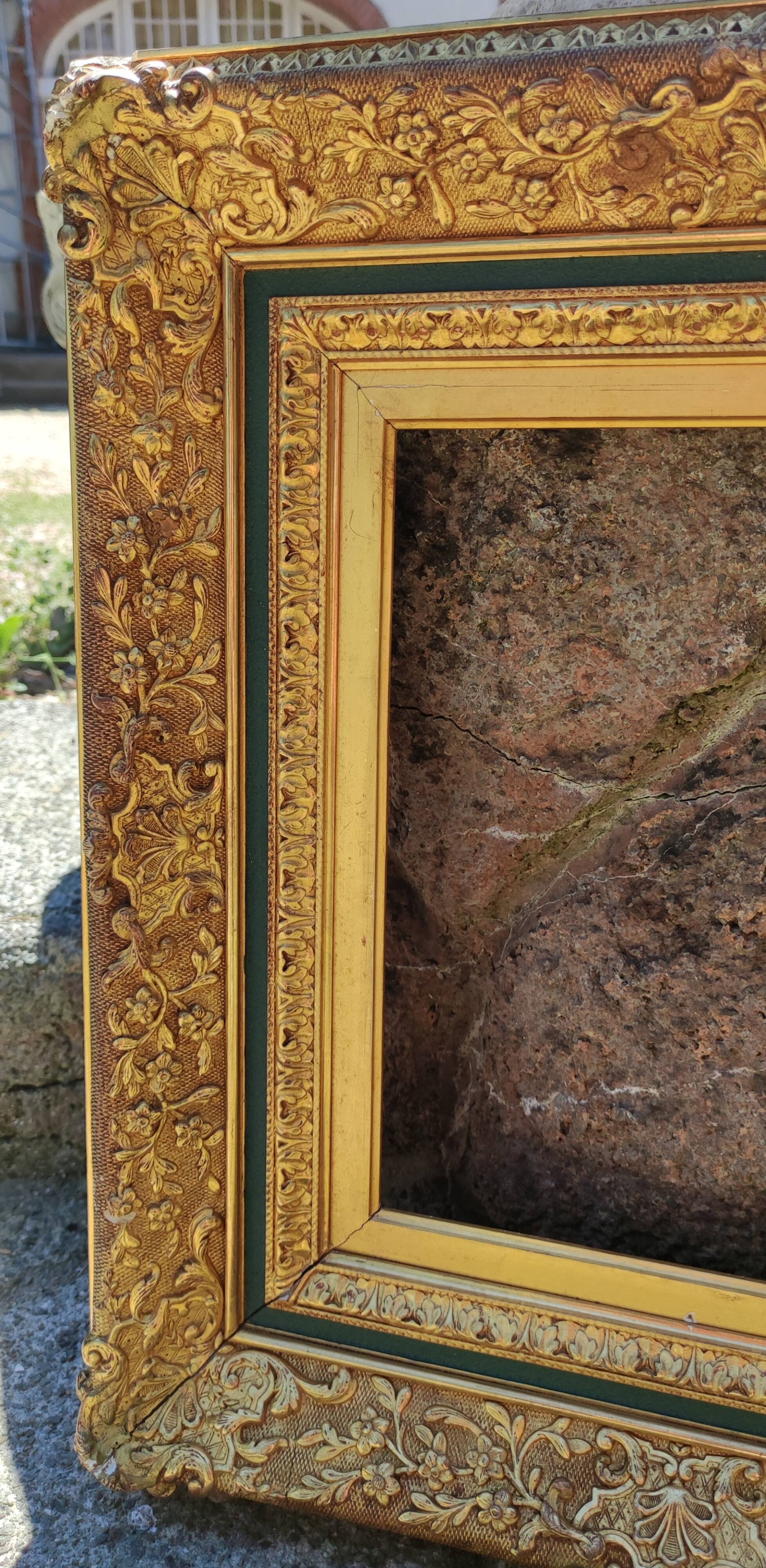 Old gilded frame/19th century