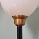 Large Art Deco table lamp, in brass and white opaline, 1920s-3