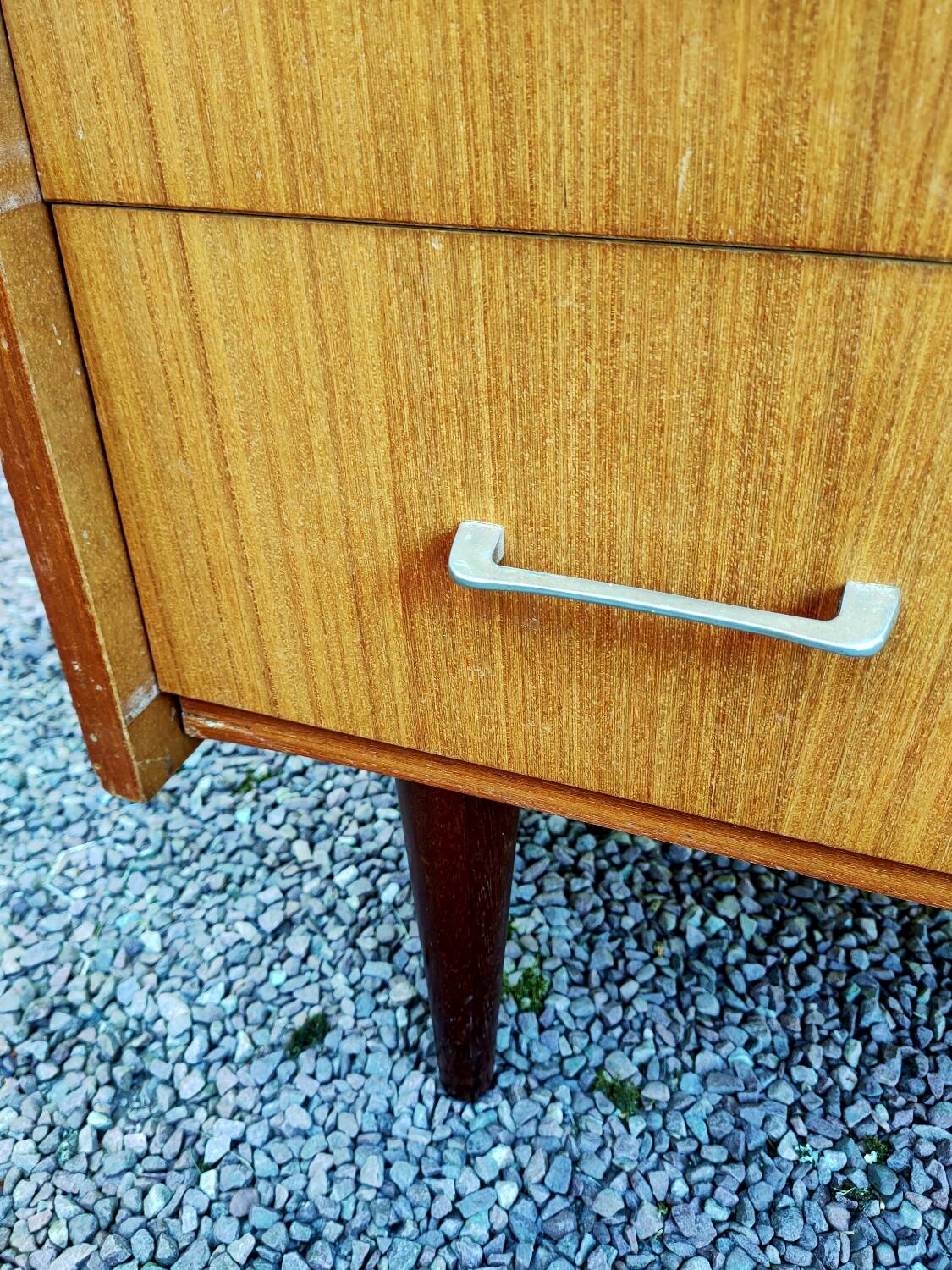 Vintage 4-drawer Scandinavian-style chest of drawers