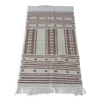 Flat Woven Hallway Kilim Rug – Traditional Geometric Patterns