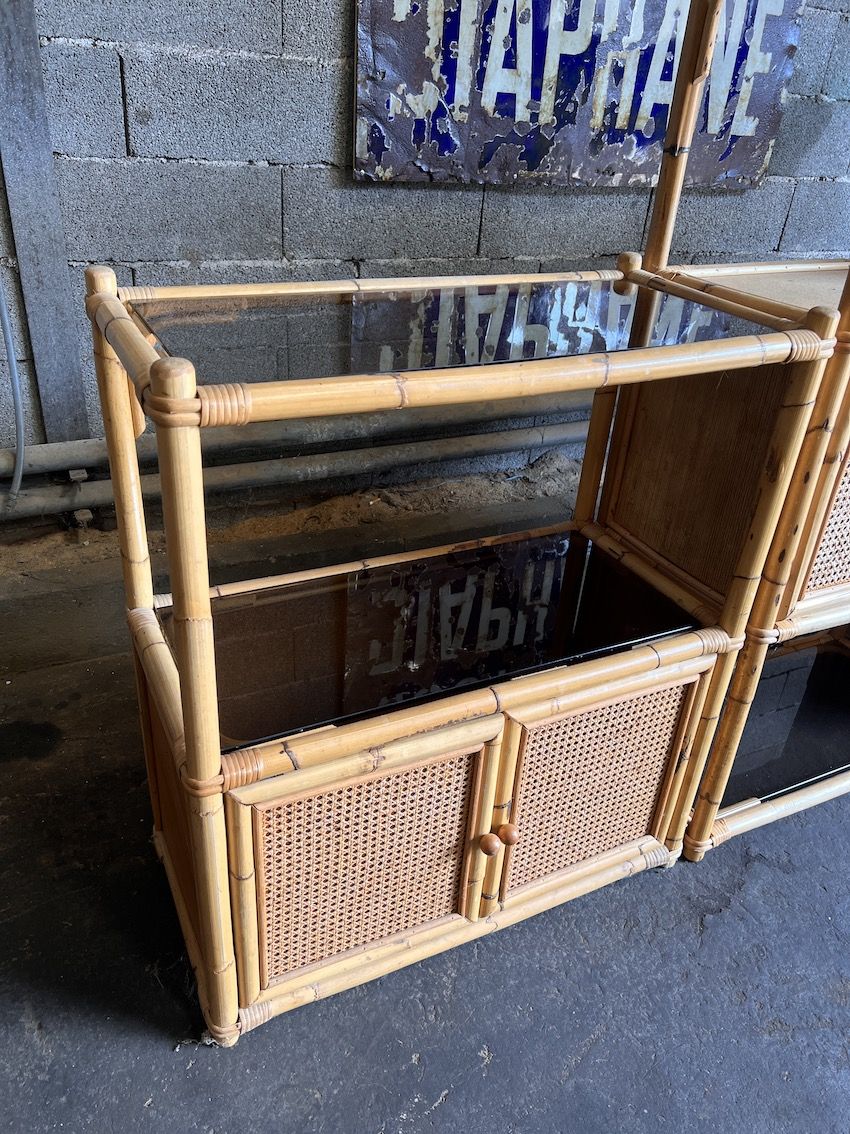 Bookcase, cannage in 3 modules and smoked glass trays - 70s
