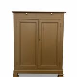 Armoire parisienne