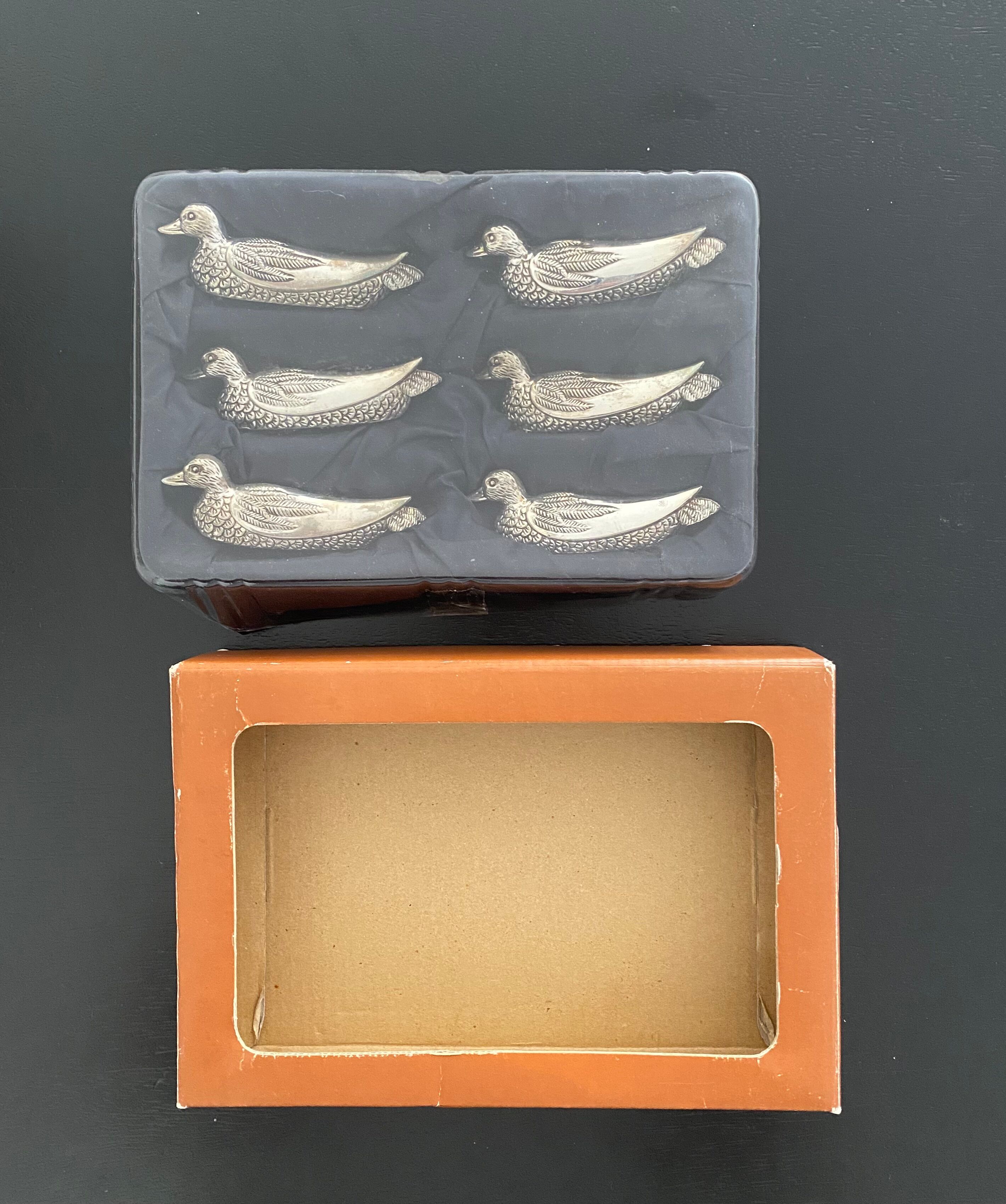 Knife rest duck shape Silea brand, vintage