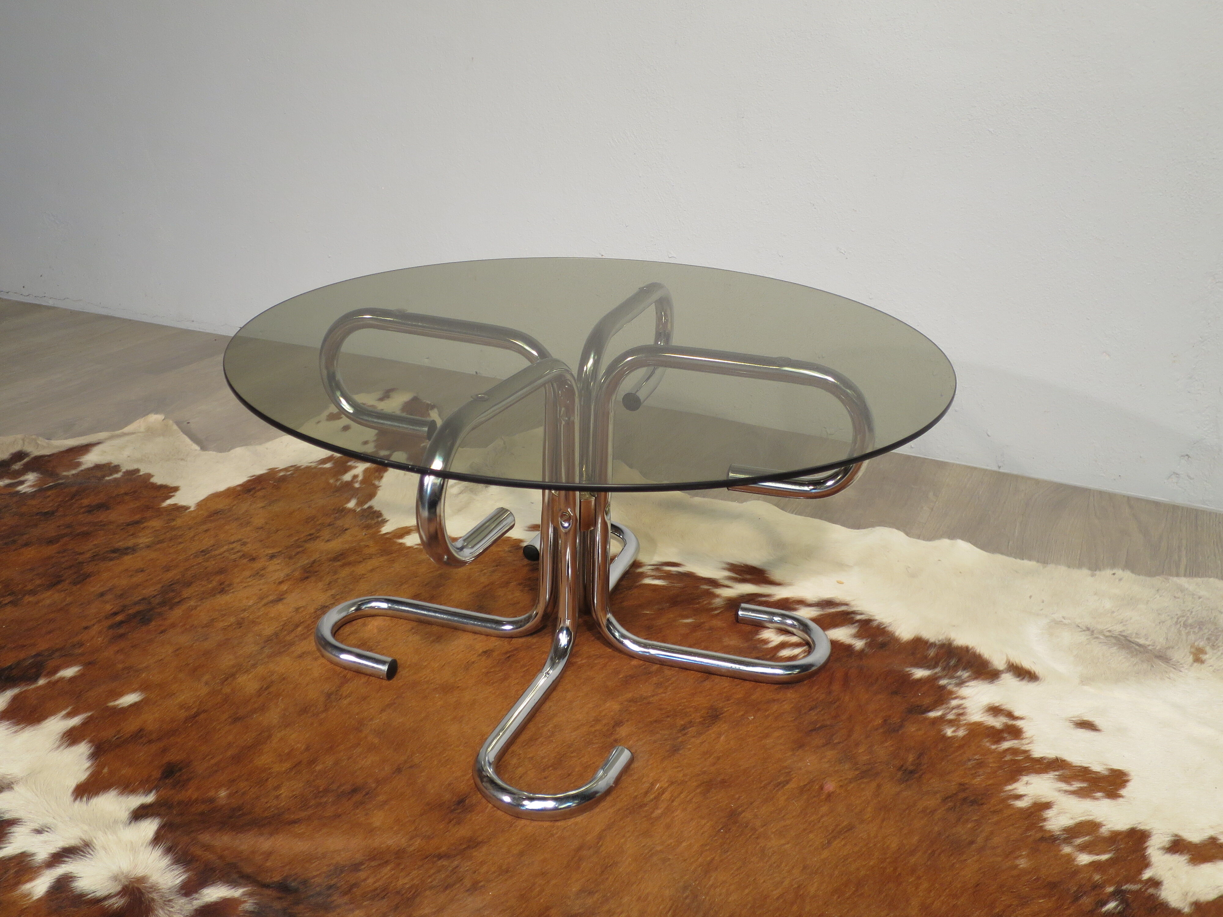 Coffee table chrome and glass table