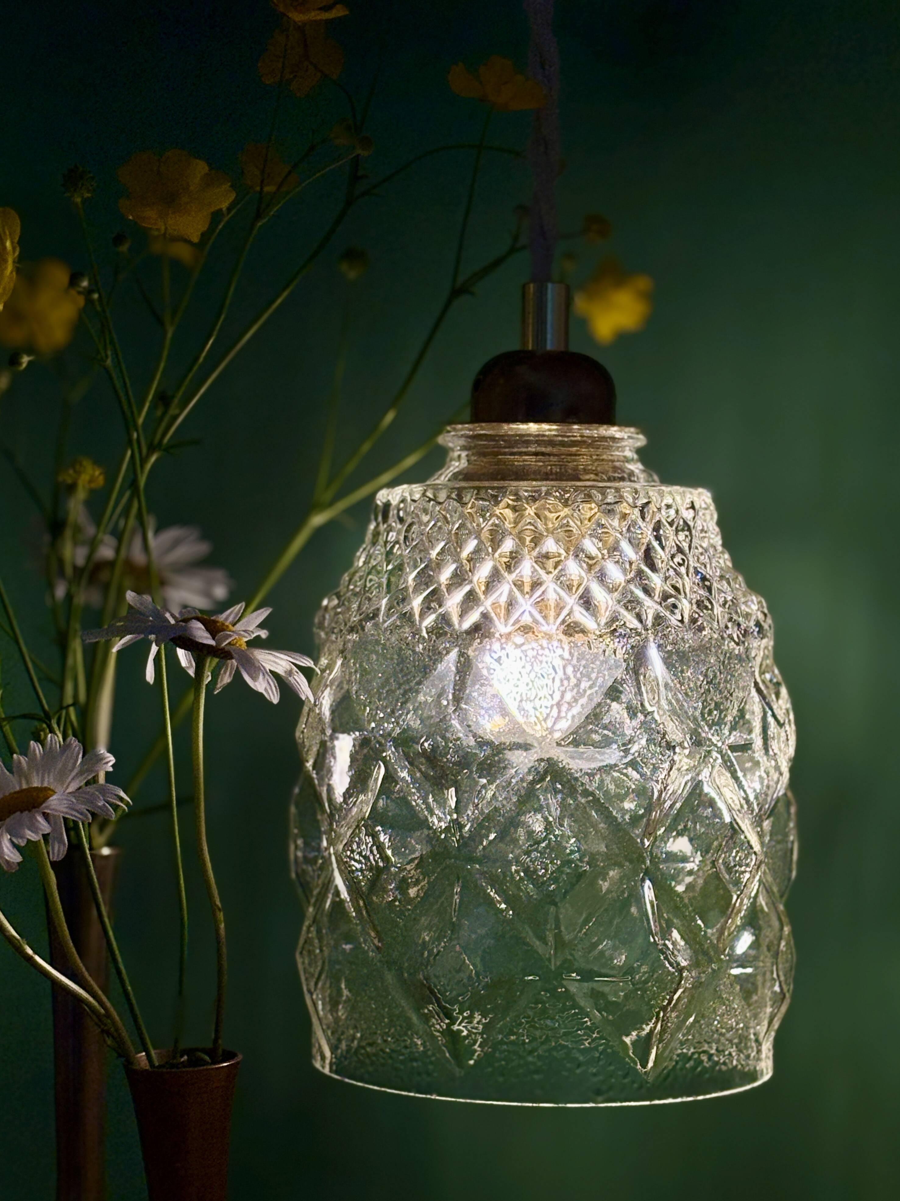 Suspension globe vintage en verre