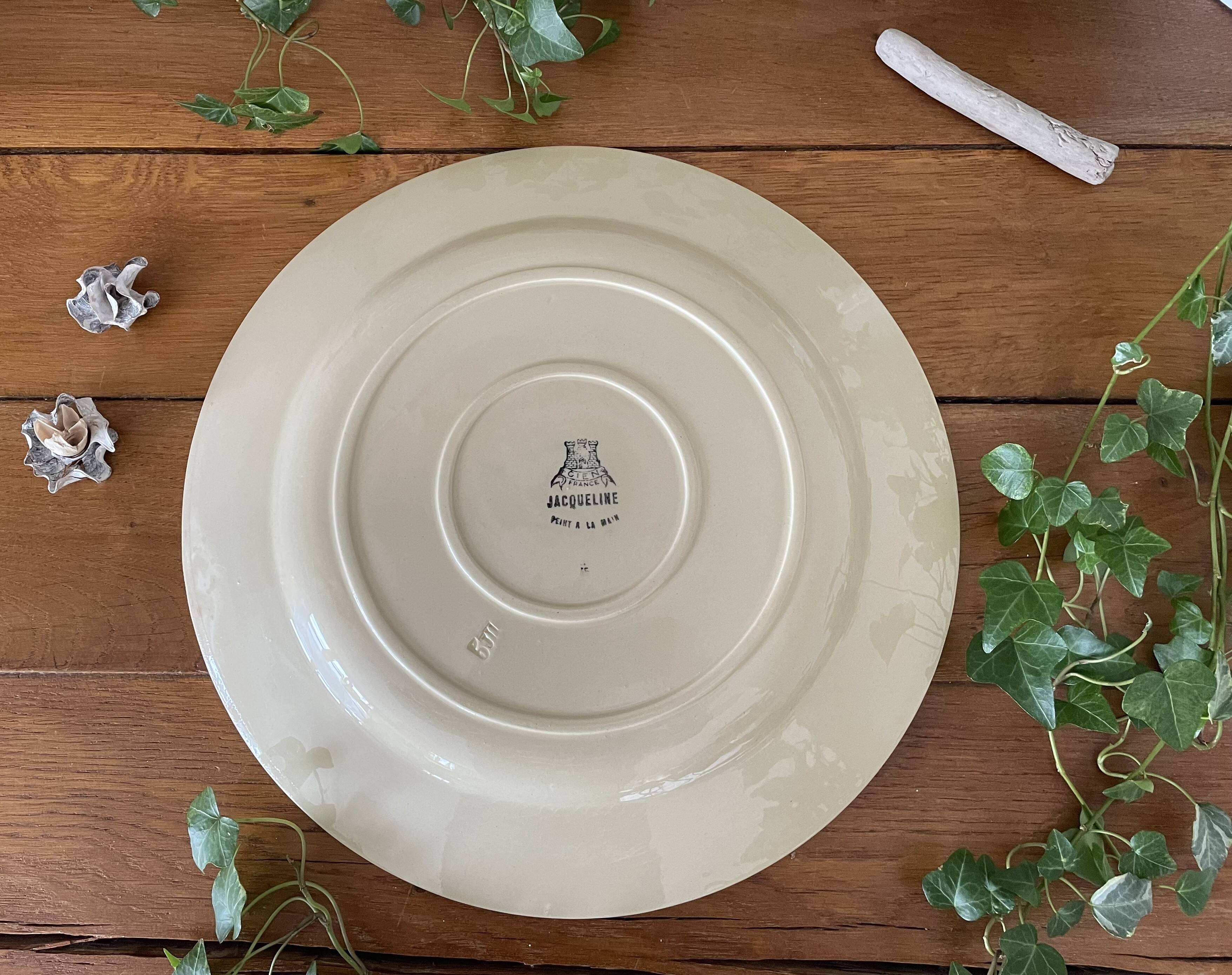 Antique serving platter in gien earthenware.
