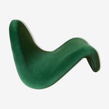 Tongue chair by Pierre Paulin