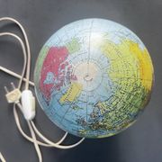 Globe terrestre lumineux 1962
