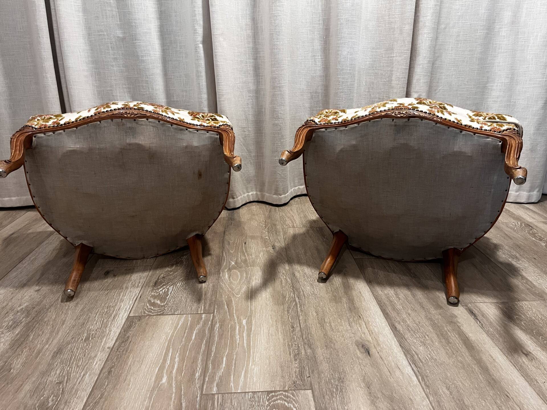 Pair of shepherdesses