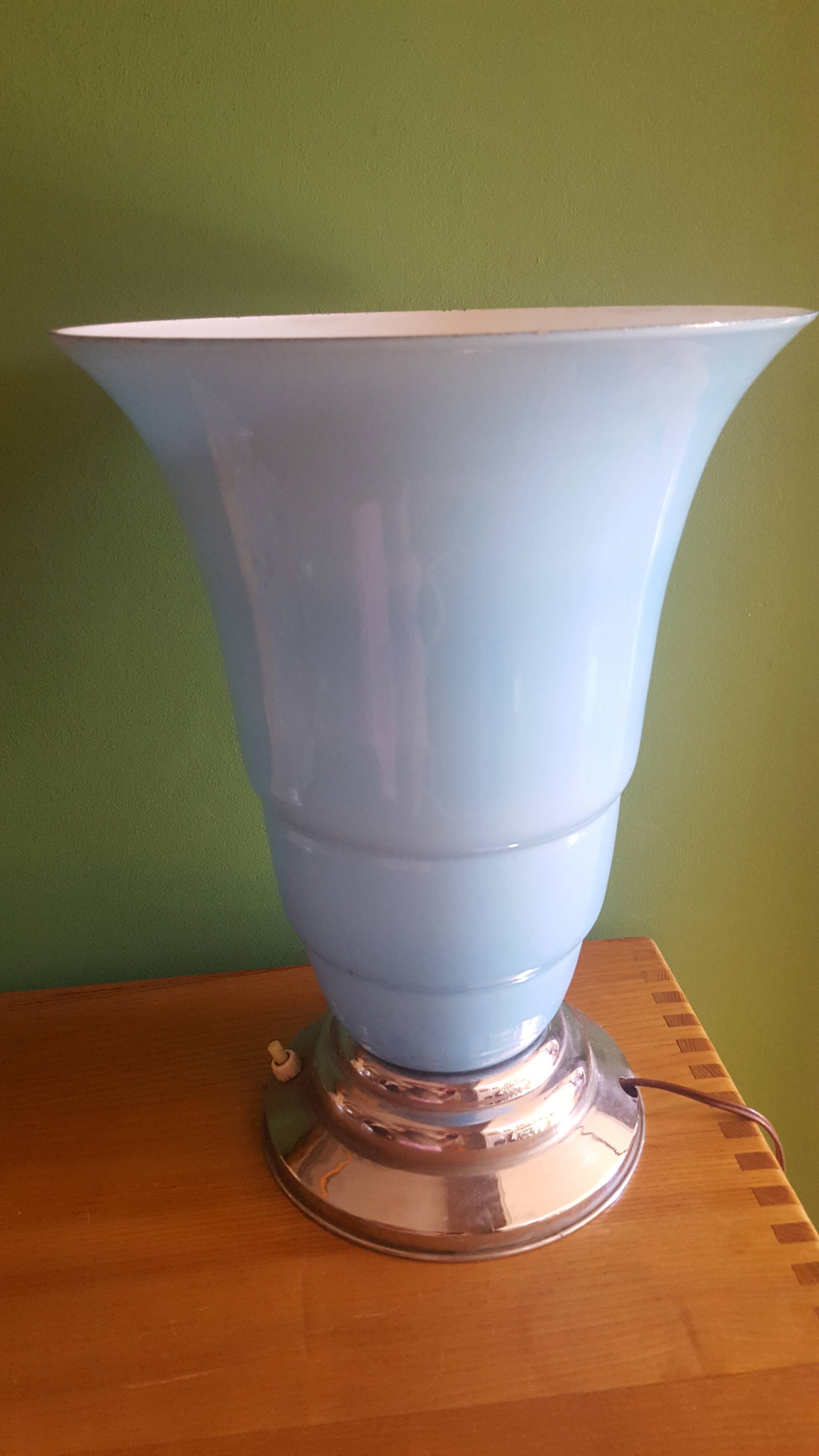 Art deco lamp in opaline