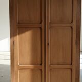 Armoire parisienne