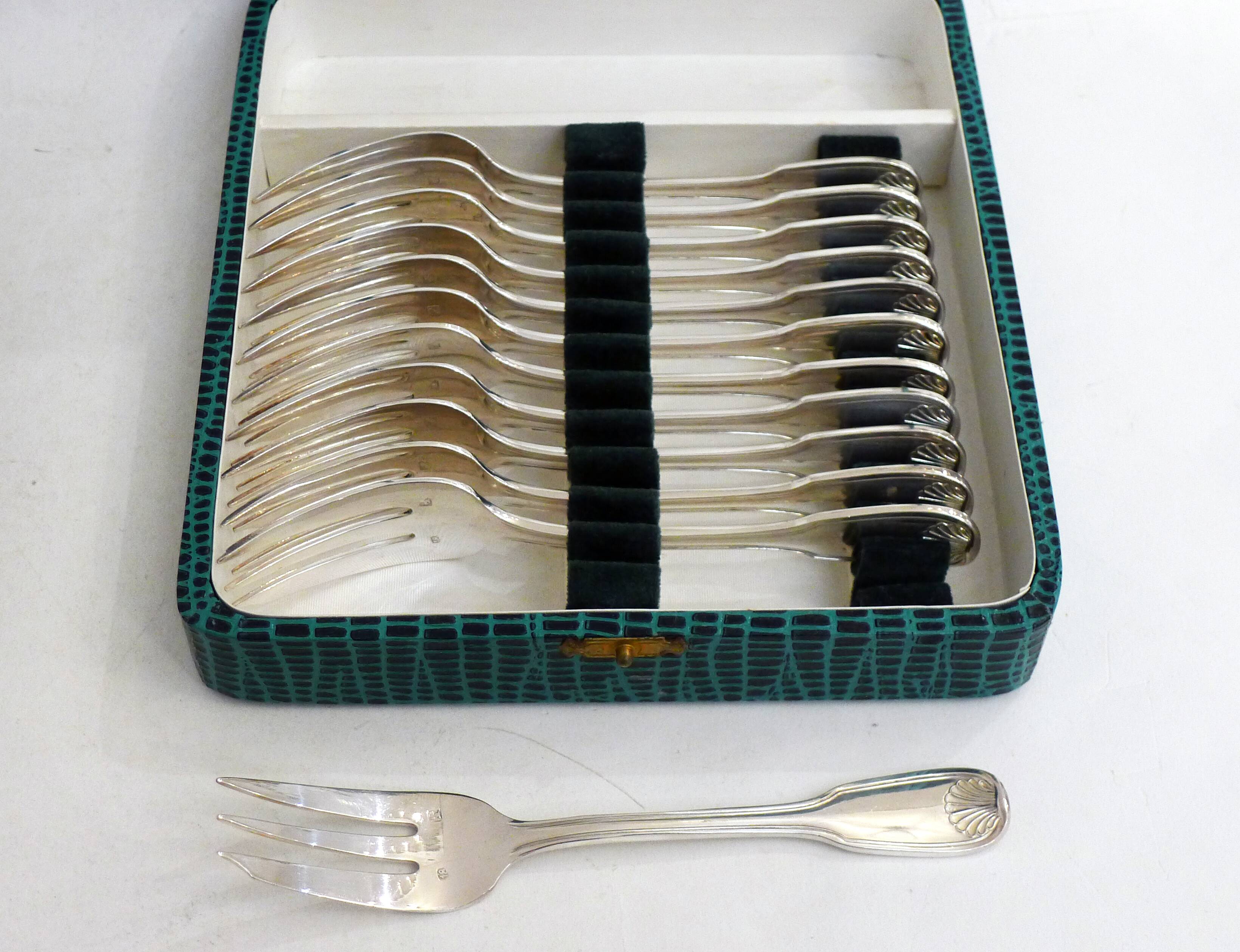 Cutlery set 36 pieces silver metal