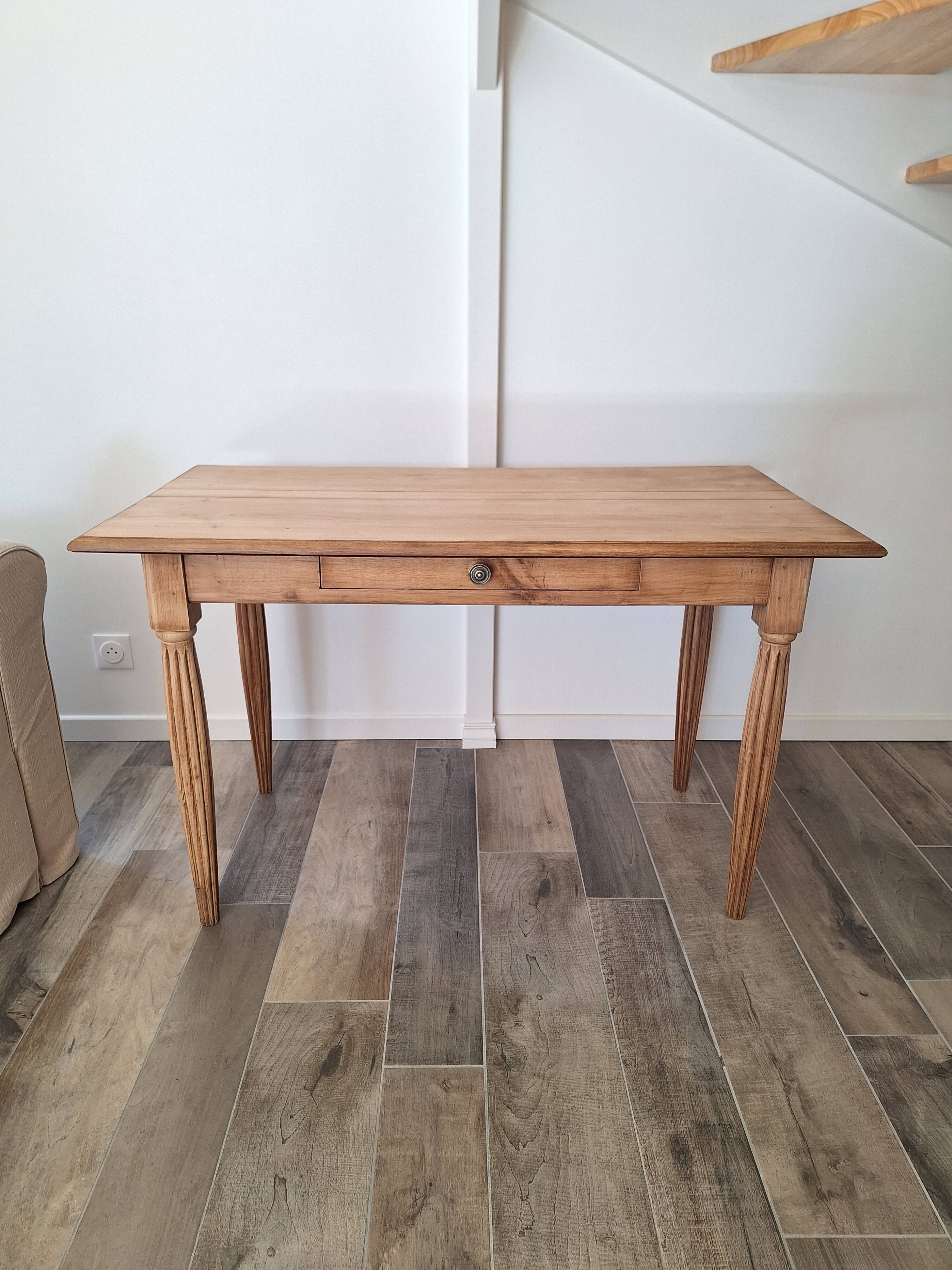 Country style oak farmhouse desk / table