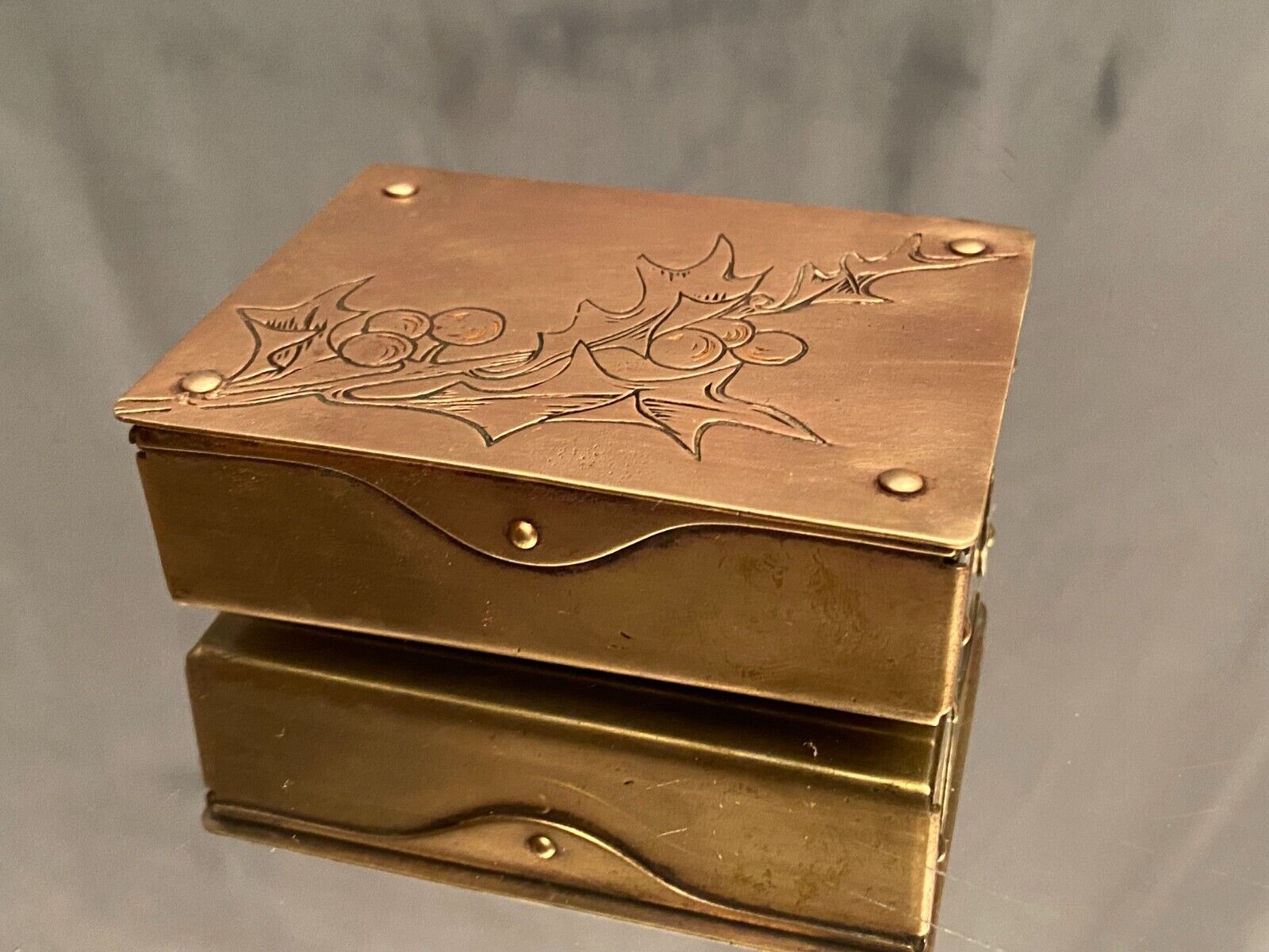 German compartmentalized stamp box early twentieth GHG Gesch holly leaf