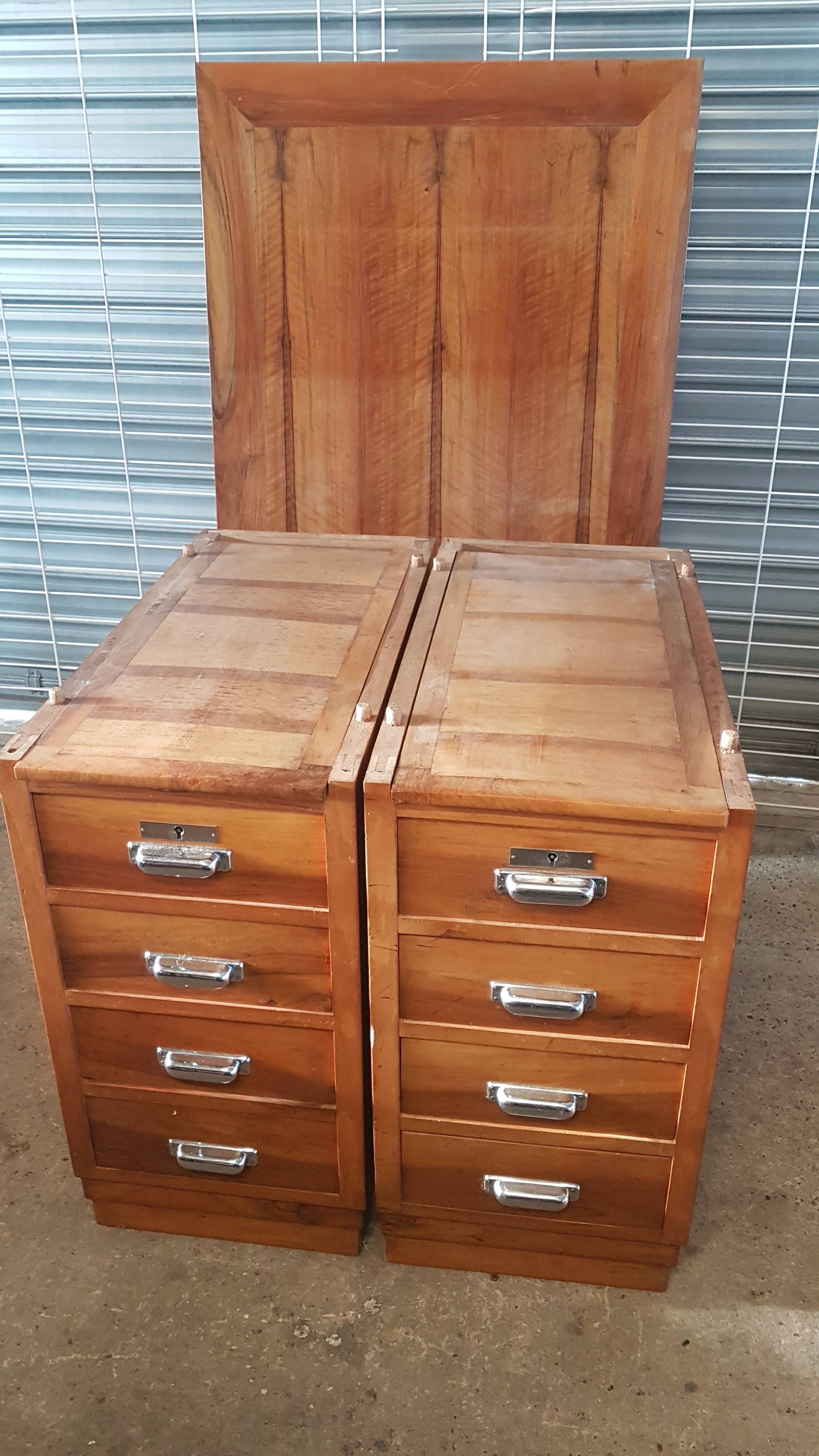Walnut office with double lockers
