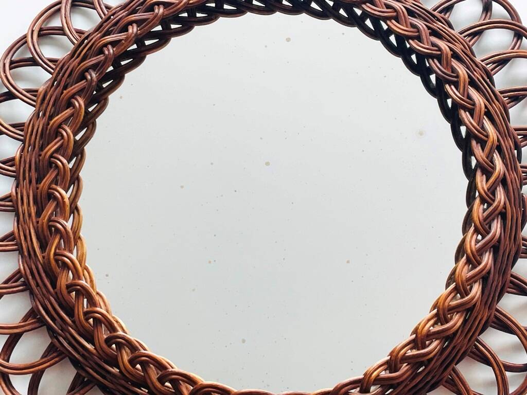 Round rattan mirror, 49 cm. Vintage 70s