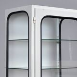 Armoire à pharmacie vintage en fer et verre, années 1970