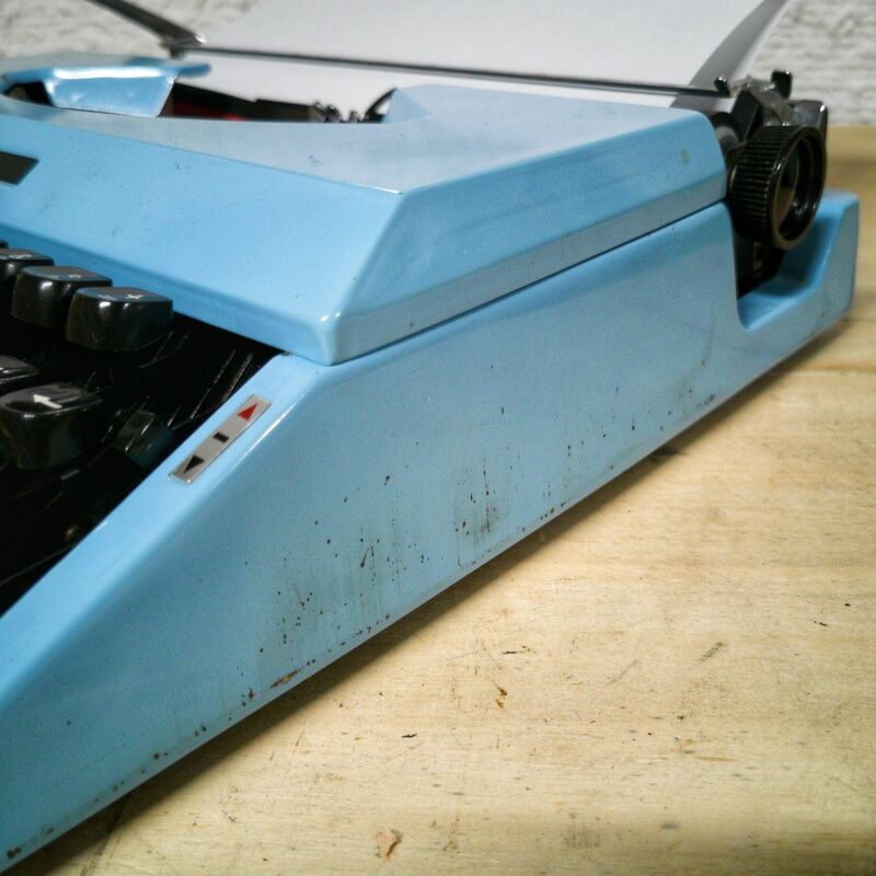 BMB 310 typewriter