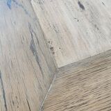 Ancien bureau en bois restauré