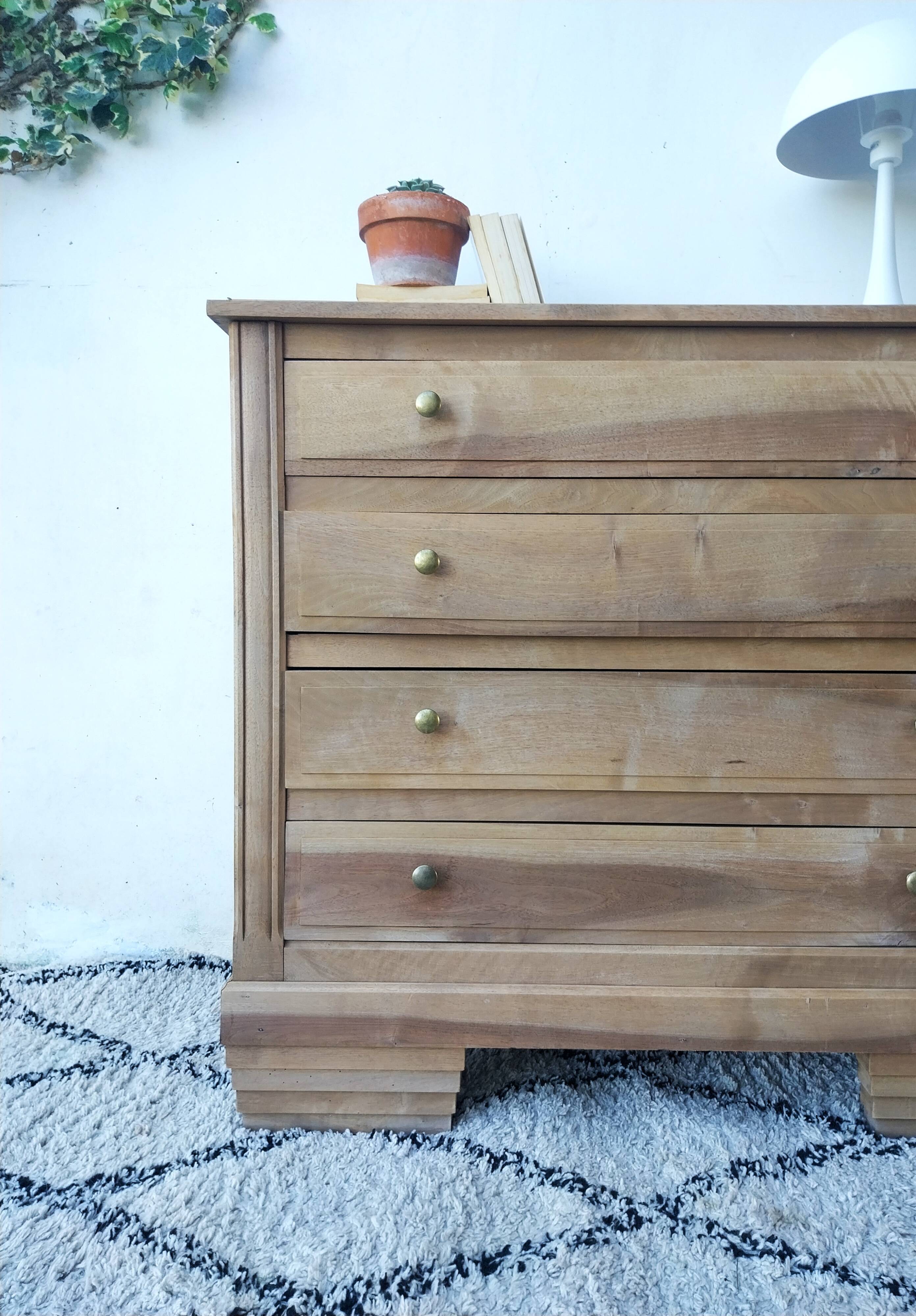 Art Deco chest of drawers
