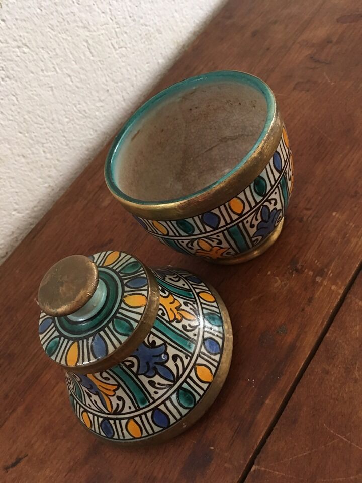 Moroccan pottery from the 70s
