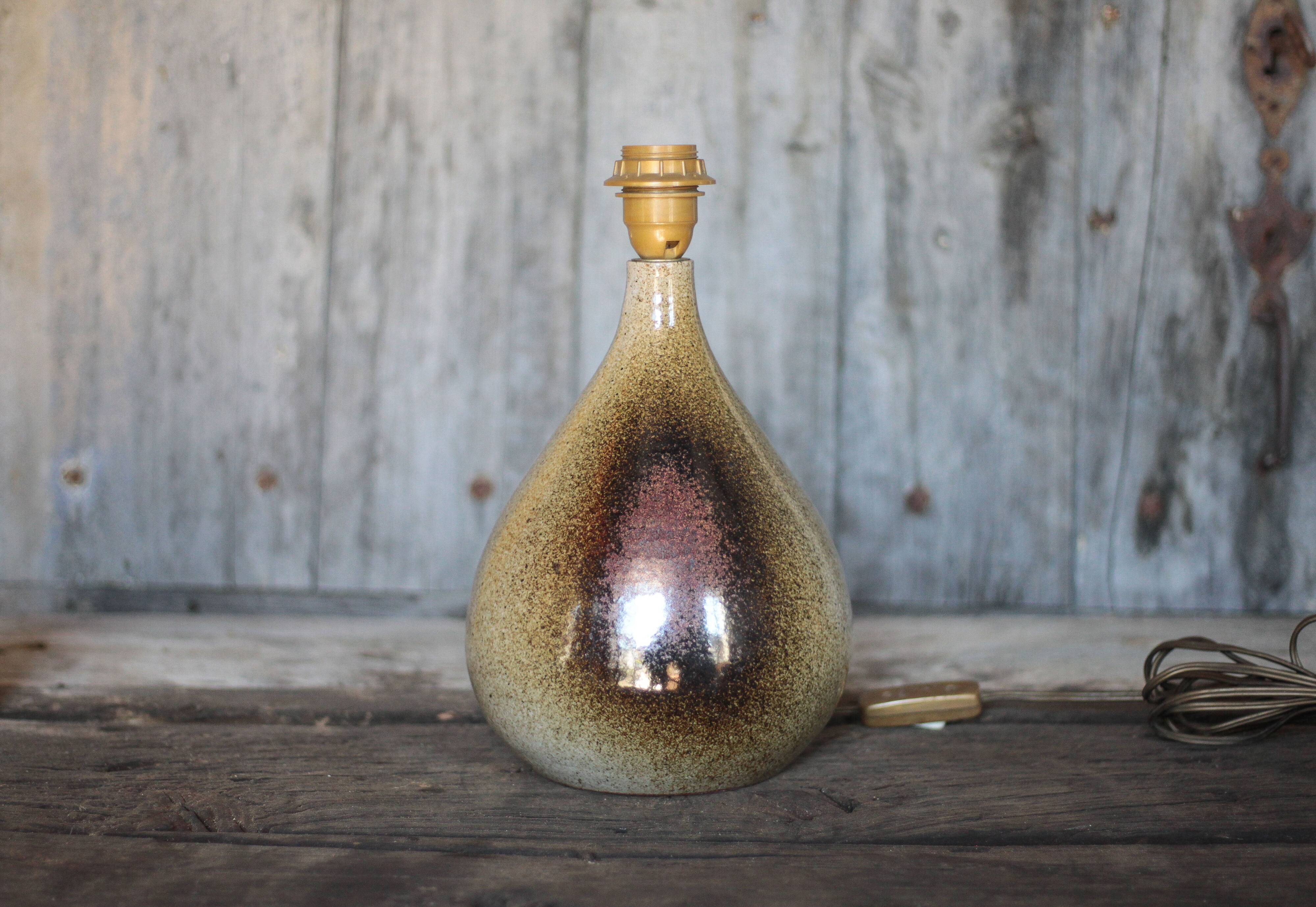 Vintage signed stoneware lamp, table lamp, lamp to place, pottery.