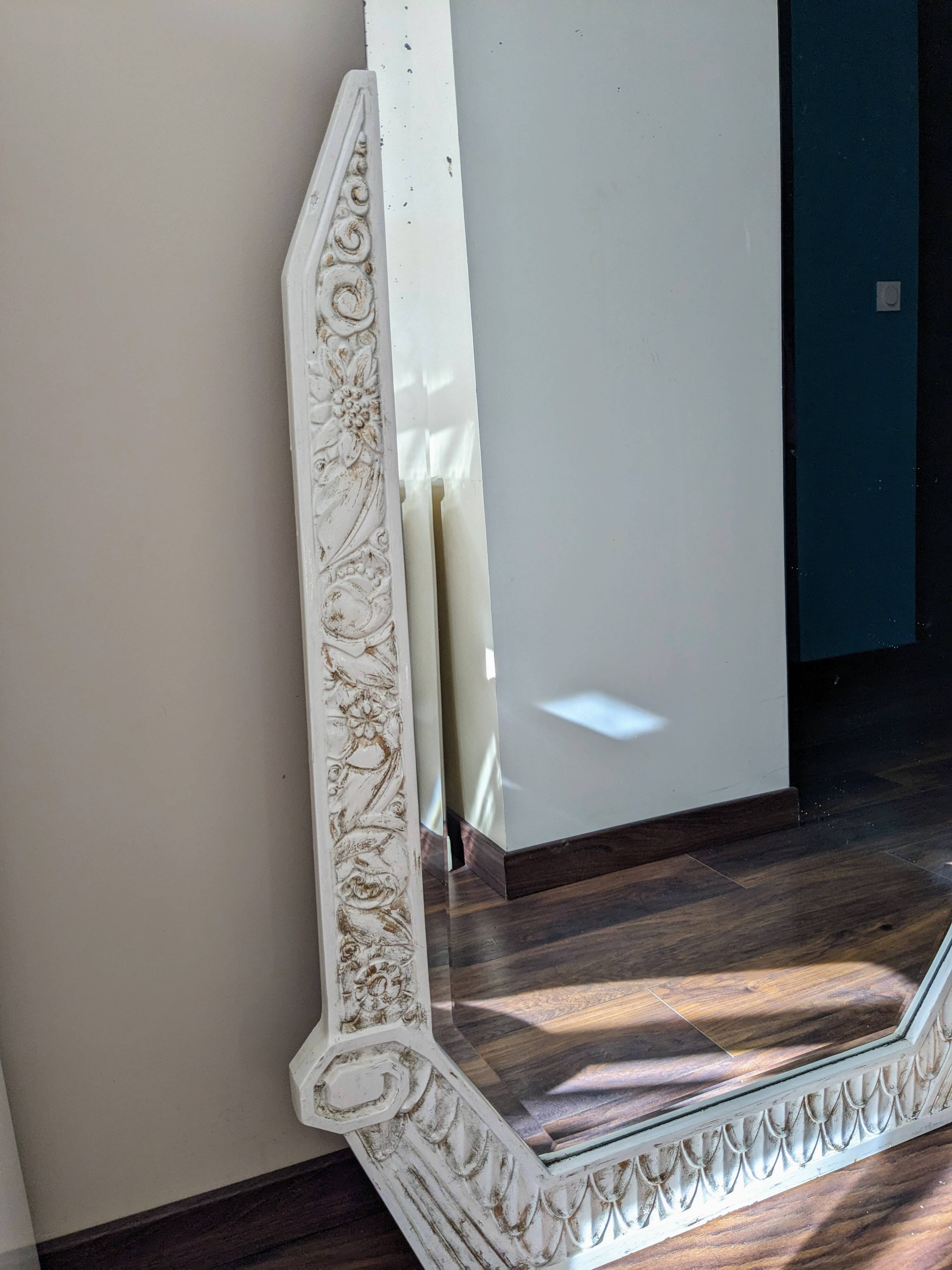 Hexagonal art deco mirror 131 x 88 cm