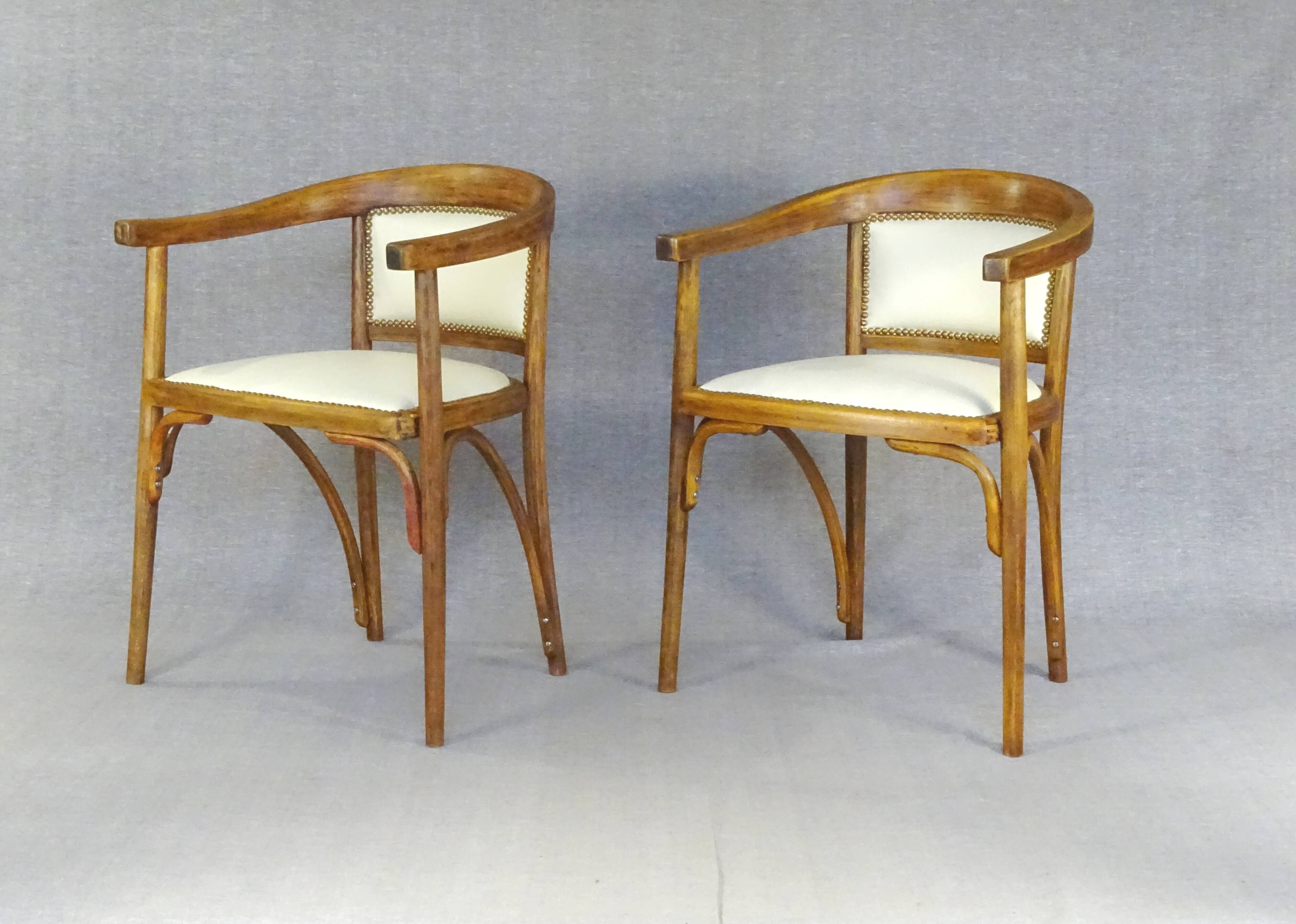 Two Art Deco Fischel armchairs upholstered in cream leather - 1925 - No Thonet