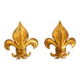 Une paire de grandes appliques murales en métal doré Fleur-de-Lis des années 1970 par Hans Kögl.