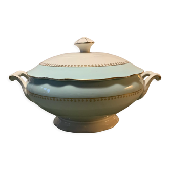 Soup-tureen in Sarreguemines and digoin porcelain