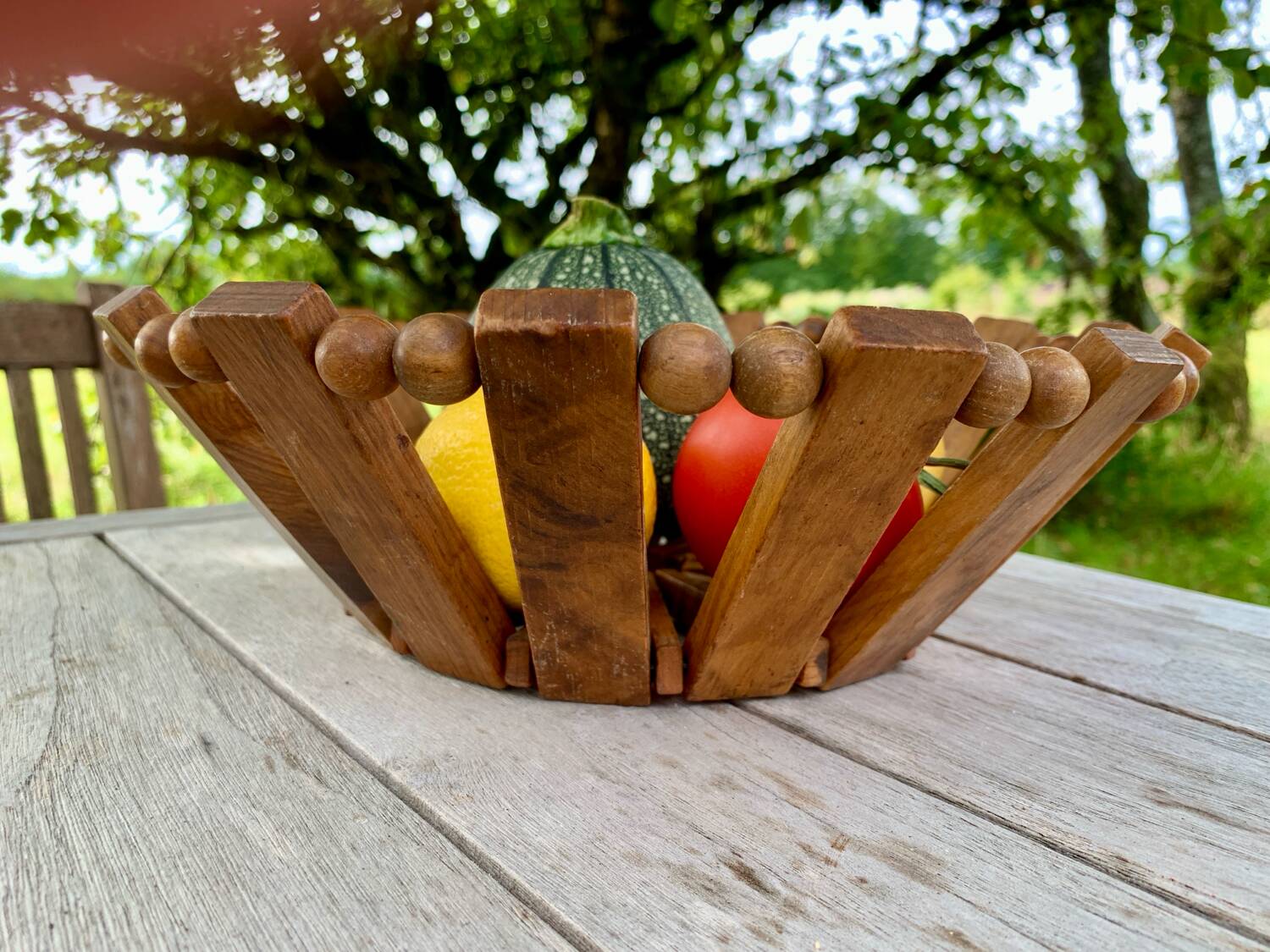Coupe à fruits bois ajouré vintage