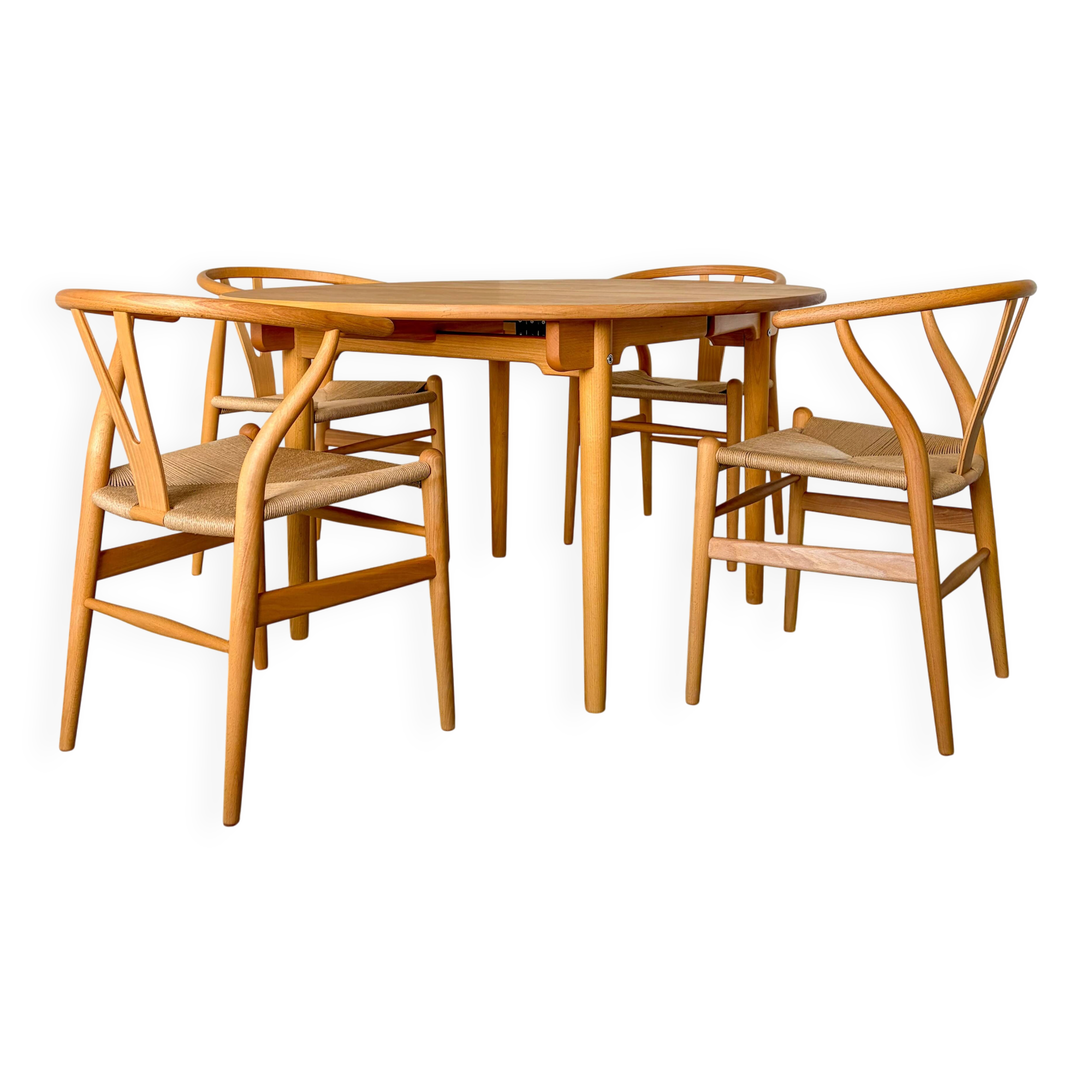 Table à manger Carl Hansen CH337 en chêne huilé