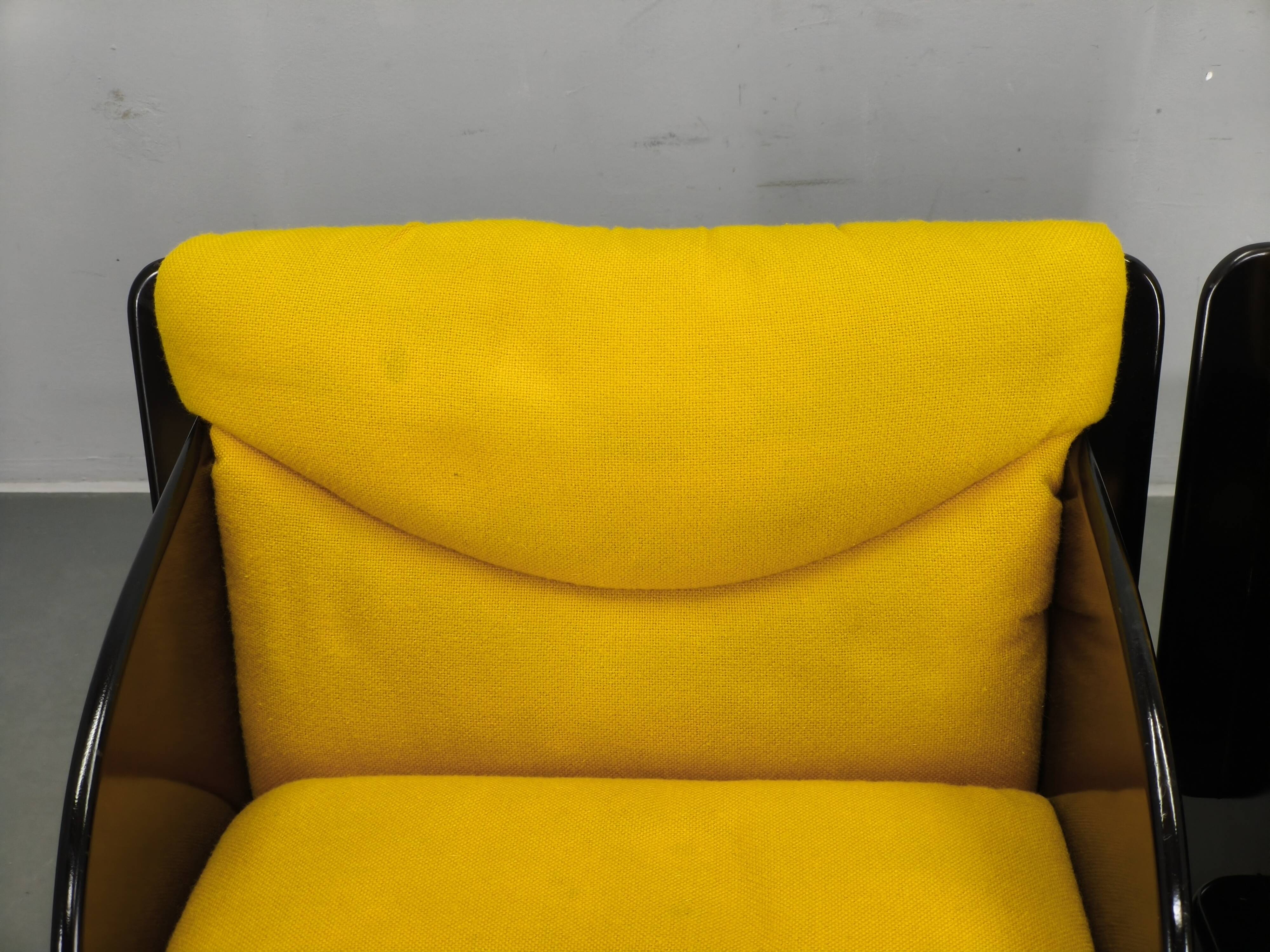 Pair of Italian Space Age Armchairs, Black Lacquer, 1970s