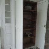Vintage Parisian wardrobe re-enchanted in pearl gray.