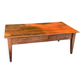 Table basse en acajou massif ouvrant par deux tiroirs en ceinture, début XXe siècle