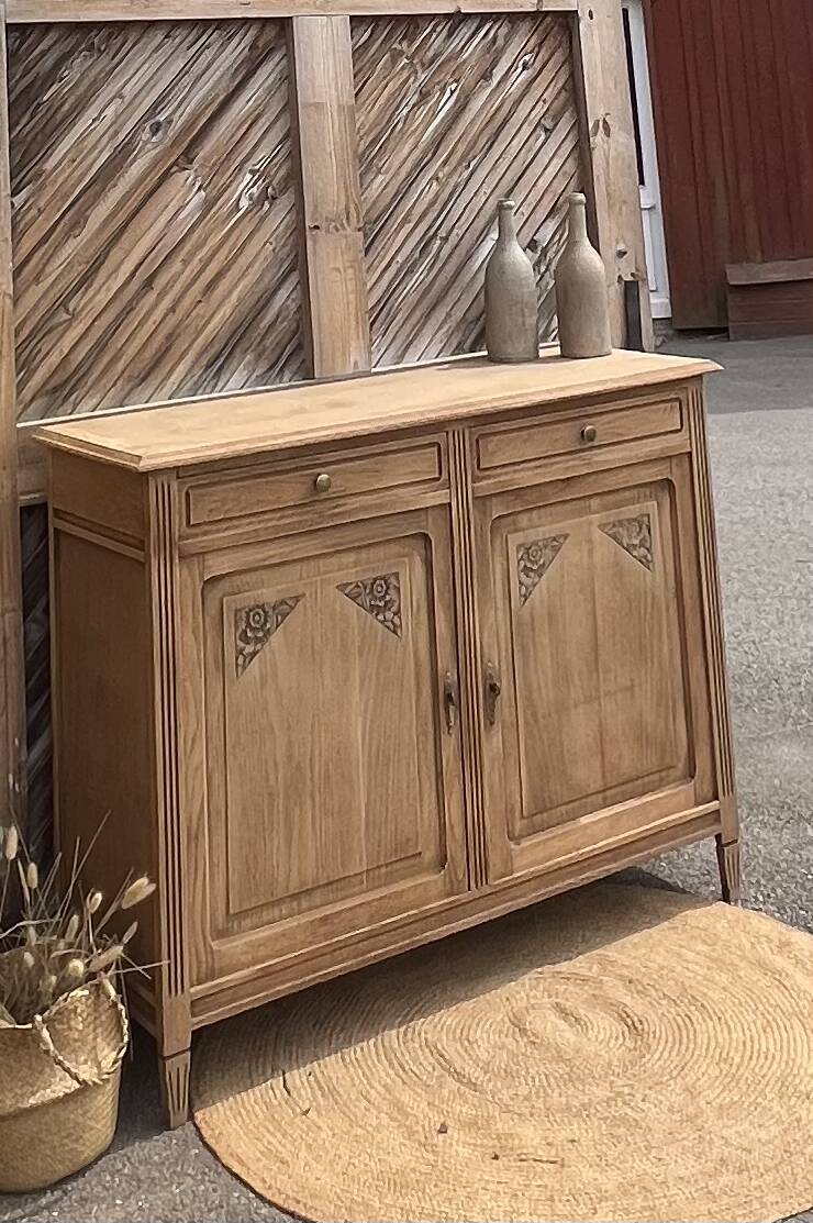 Old Parisian buffet in raw oak with 2 drawers