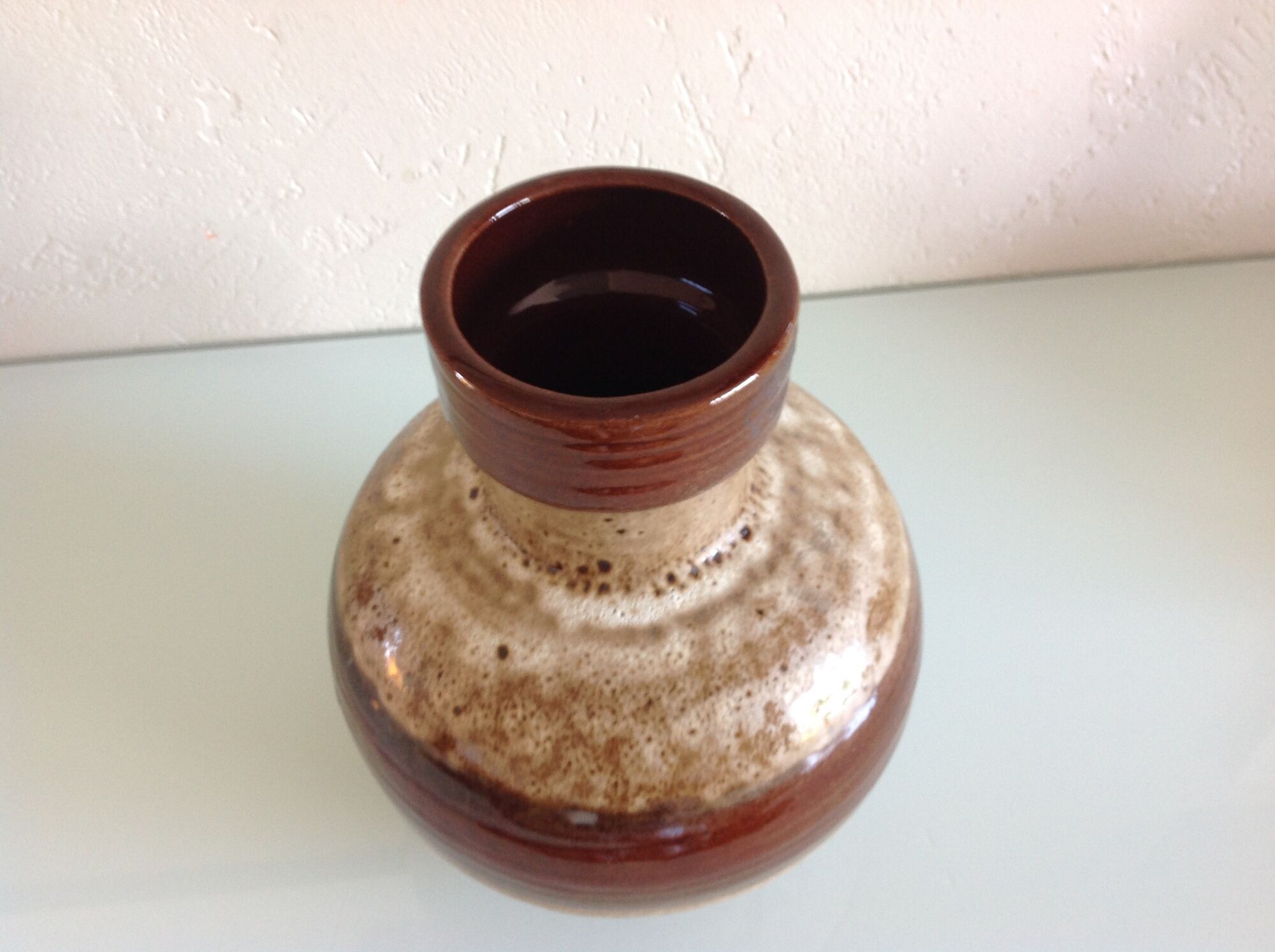 Fat Lava brown and beige ball vase 60/70