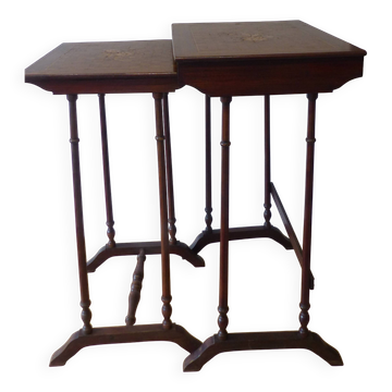 Set of 2 nesting tables