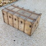 Travel trunk
