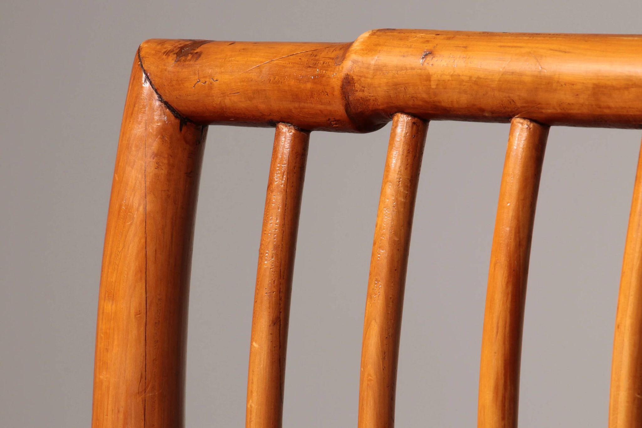 Rare Hongmu comb-back armchairs, hand-carved, late Qing dynasty, Asia