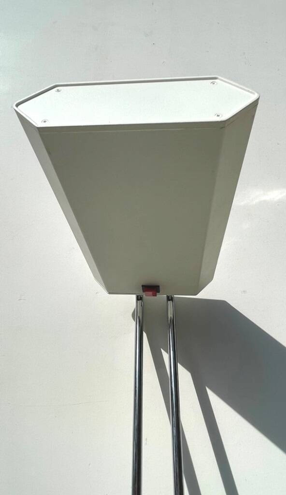Lampadaire halogène Regent. Vintage 80s