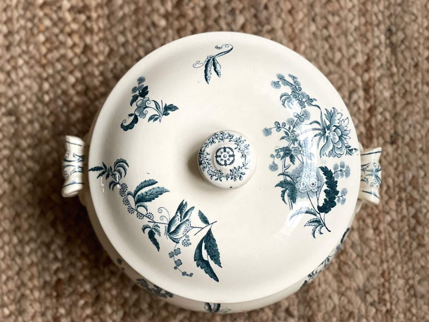 Longwy iron earth tureen