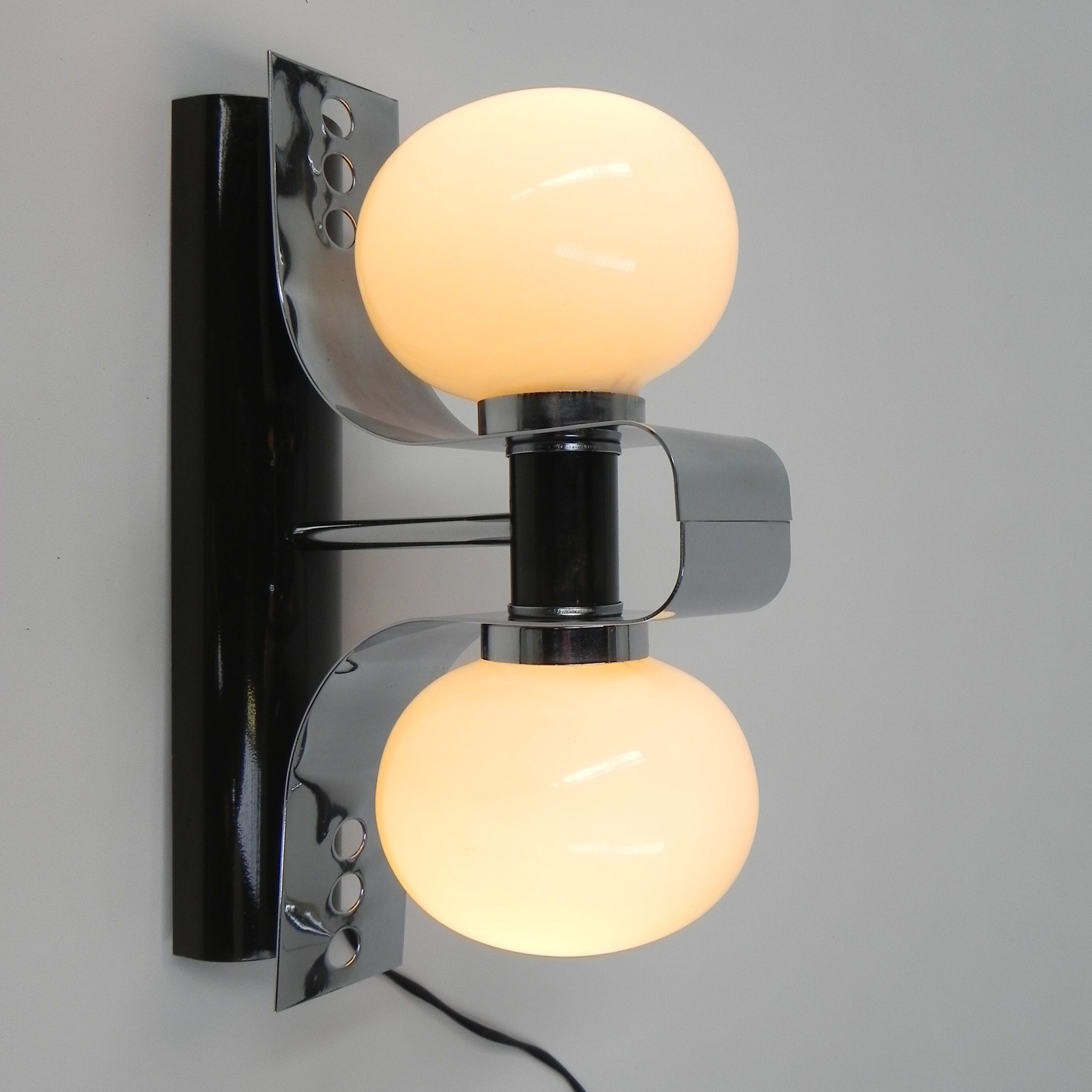 Space age wall lamp with 2 glass balls