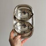 Fixed sauce boats on stainless steel tray