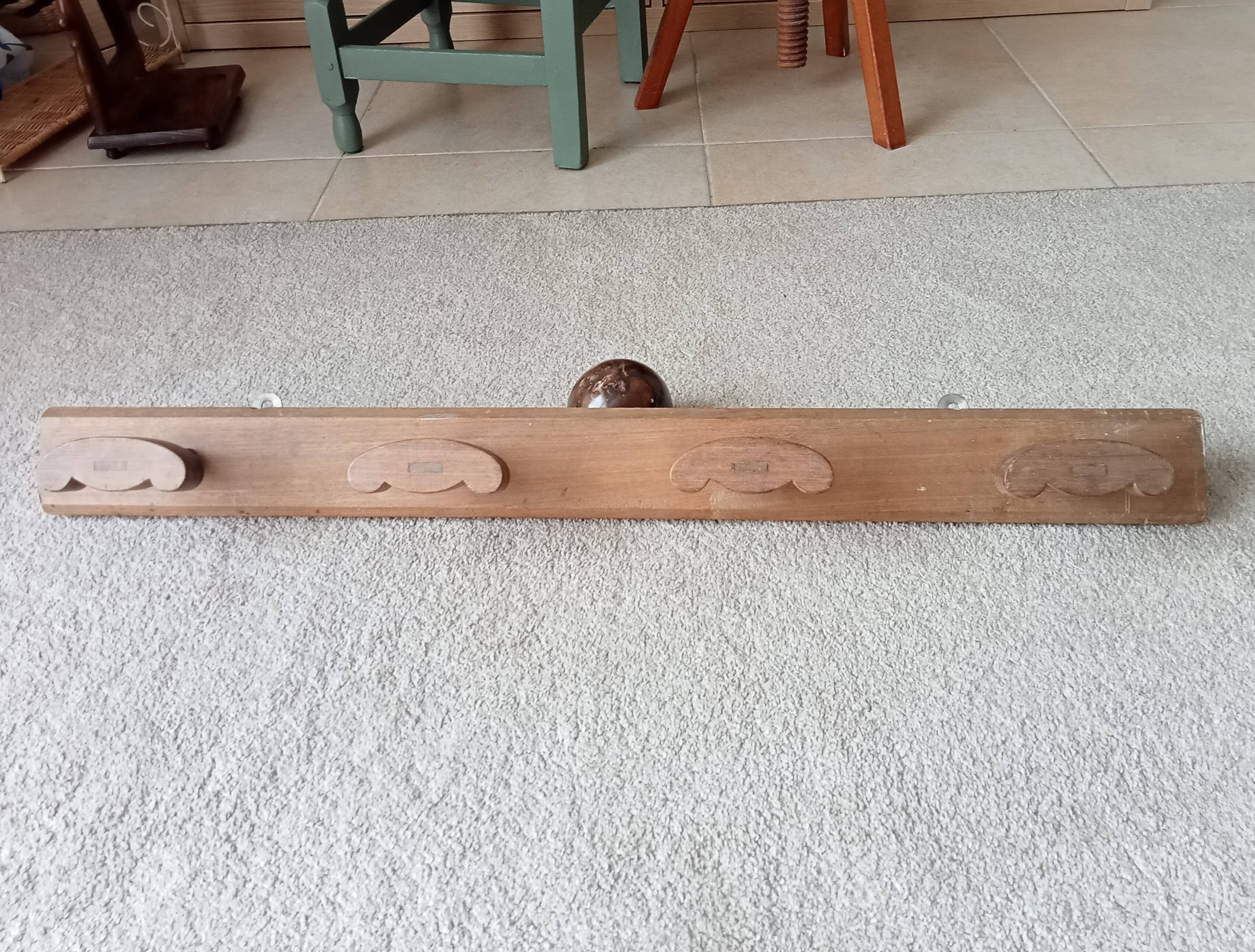 Vintage wall coat rack pop art